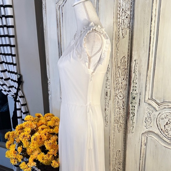 LC Lauren Conrad Unique Elegant White Sleeveless Maxi Dress - Picture 5 of 13